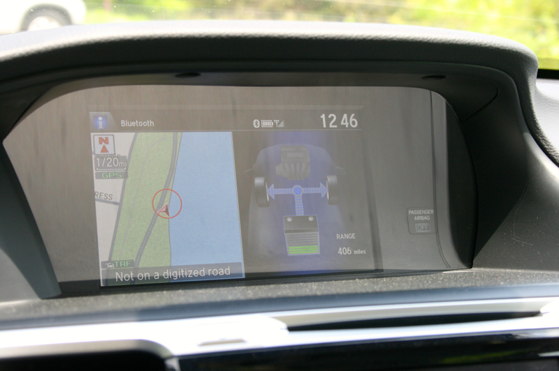 Illustration for article titled 2014 Honda Accord Hybrid: The Jalopnik Review